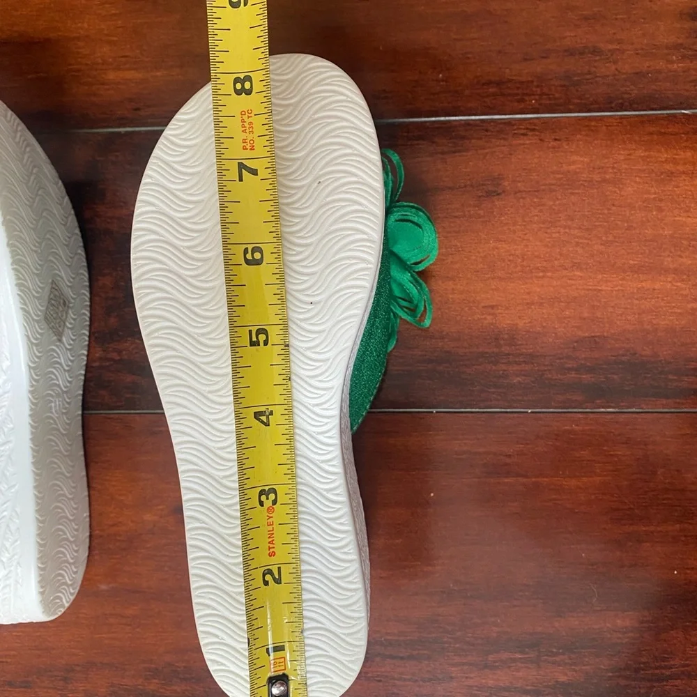 New Green Floral Wedge Slide Sandals - Women's Platform Mules size 35/5